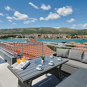 https://apartments-zaja-trogir.hotels-in-trogir.com